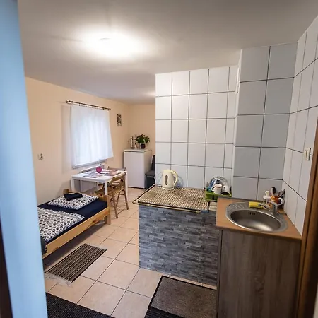 Goscinne Lesny Zakatek Kepiaste