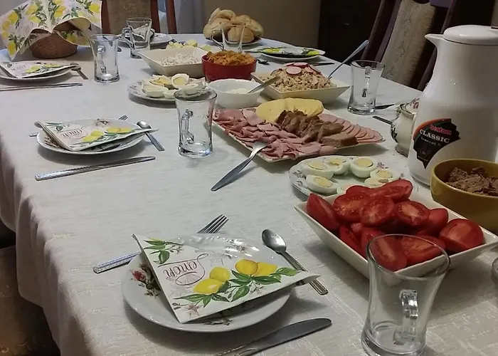 Goscinne Lesny Zakatek Kepiaste